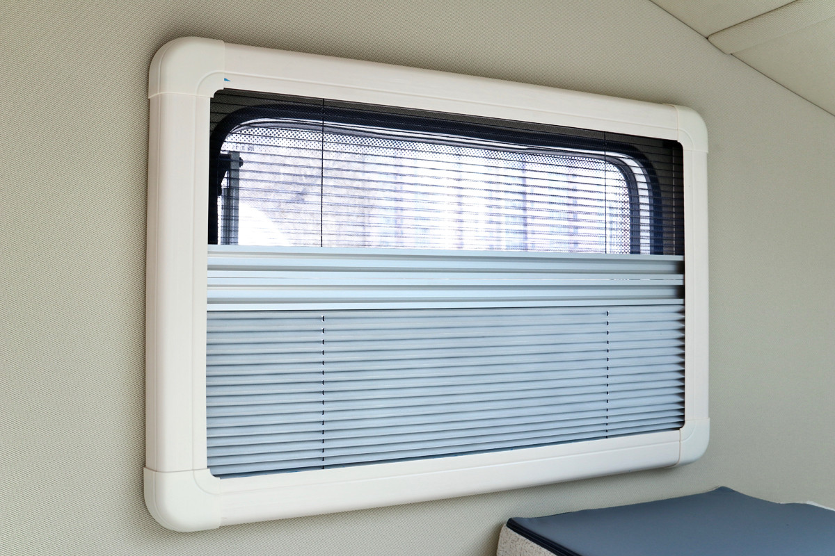 這款房車是怎么實現(xiàn)舒適大床的? 這款房車是怎么實現(xiàn)舒適大床的?