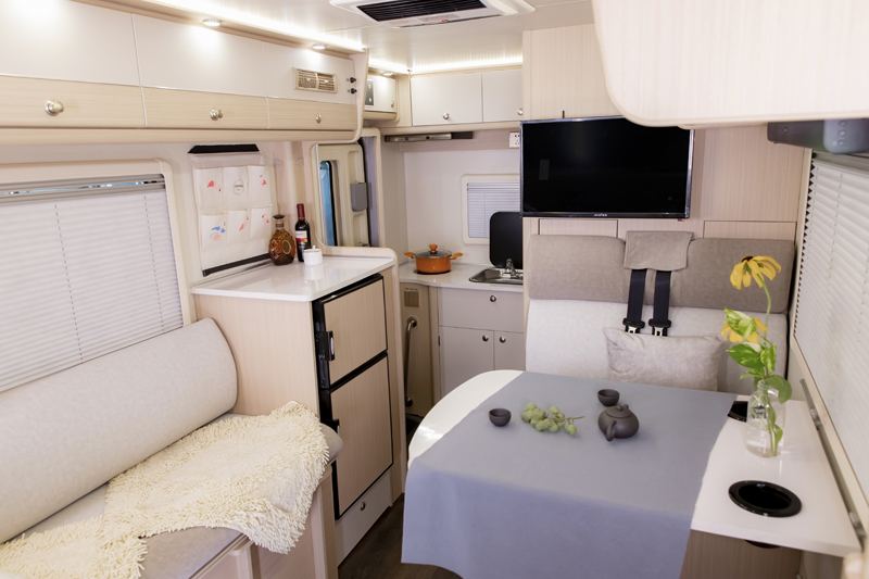 國(guó)六汽油四驅(qū)房車,還有兩張大床 國(guó)六汽油四驅(qū)房車,還有兩張大床