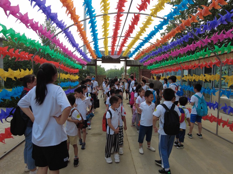 覽眾房車第八屆員工子女夏令營 覽眾房車第八屆員工子女夏令營