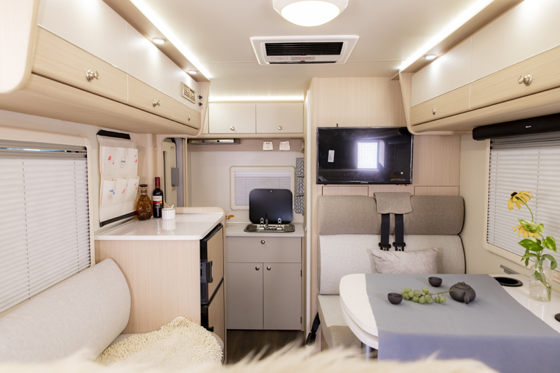 北京展會開展，房車種類還挺多