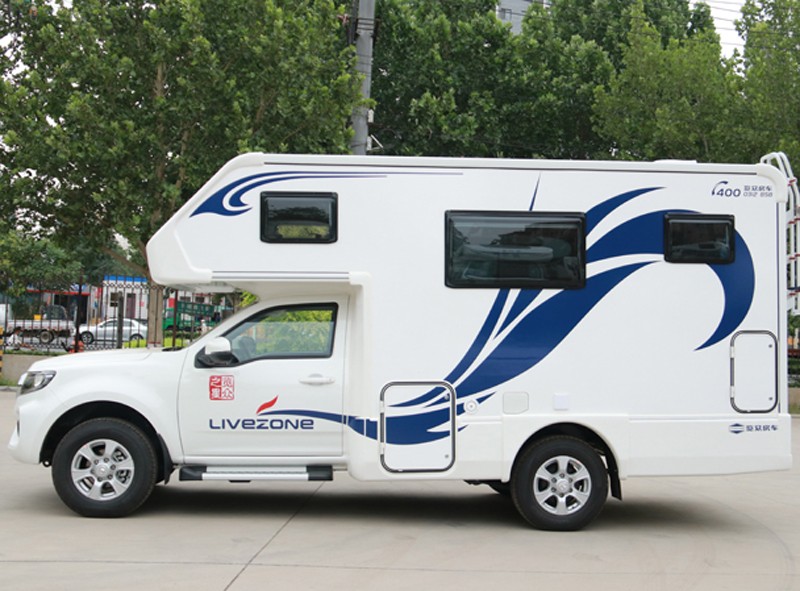 炮營集合，連看自由炮房車