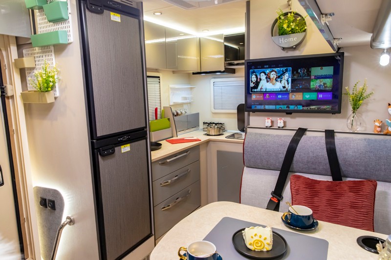 邀您看一場盛大的房車趴,雙炮現(xiàn)身 邀您看一場盛大的房車趴,雙炮現(xiàn)身