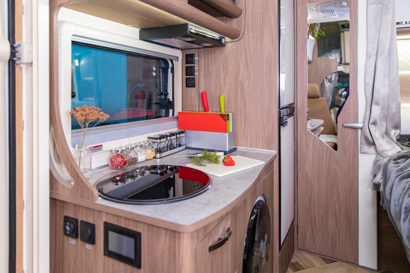 塞拉維房車(chē),夠大,夠舒適 塞拉維房車(chē),夠大,夠舒適