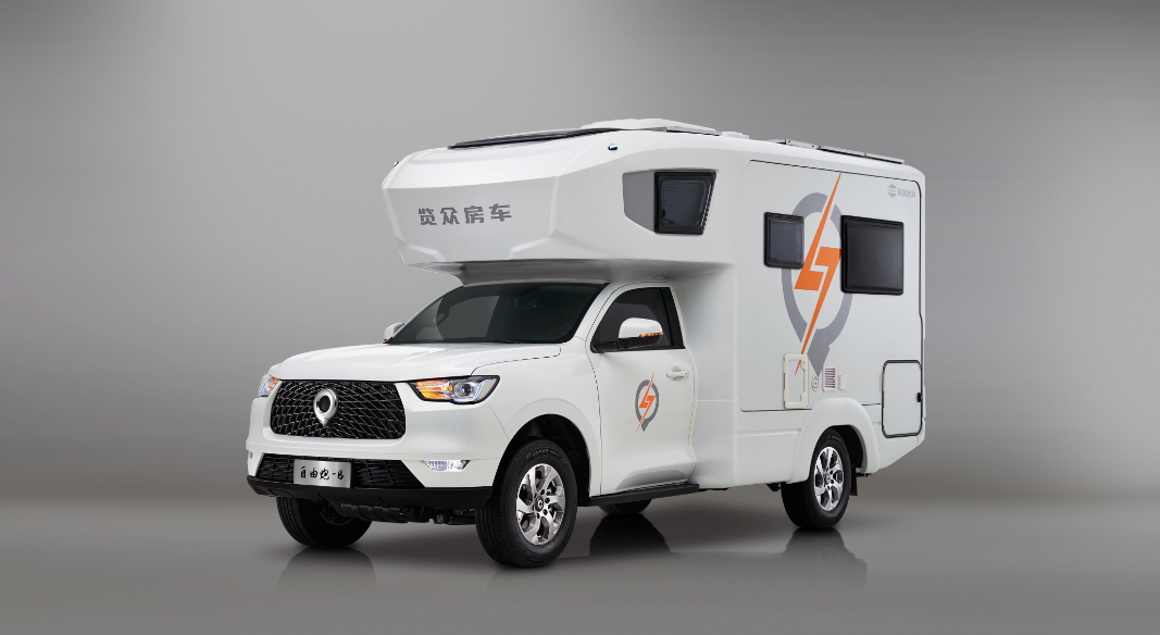 8月12日,相約武漢!顏值、動力、空間都滿意的皮卡房車來了! 8月12日,相約武漢!顏值、動力、空間都滿意的皮卡房車來了!