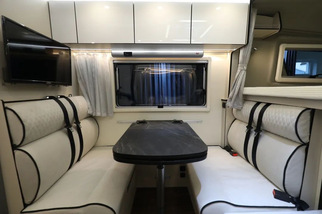 成年人不做選擇題,自由與安穩(wěn)我都要! 成年人不做選擇題,自由與安穩(wěn)我都要!