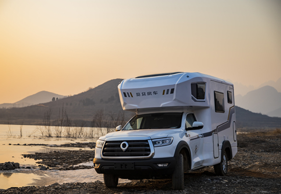 3月，北京房車展，看長城炮房車