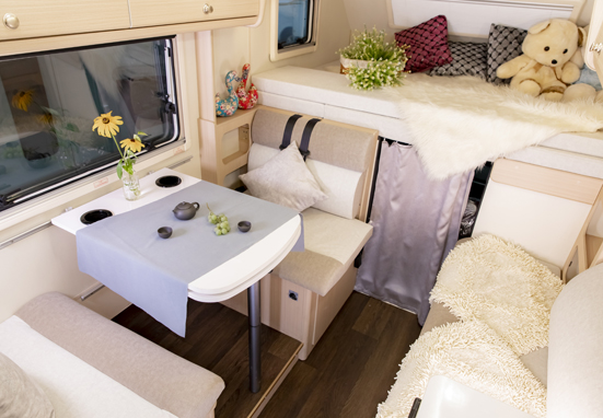 有四驅才是王道，這兩款國產房車可選